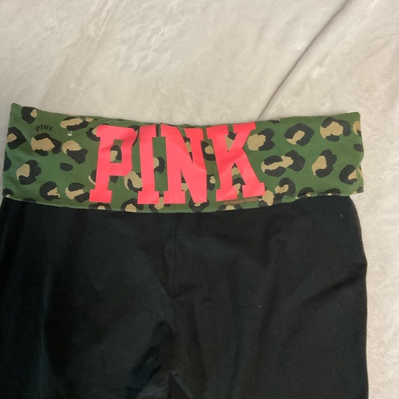 PINK Victoria's Secret Vintage Foldable Waist Capris - Picture 2 of 6